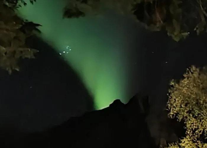 Innholdsrik Og Koselig I Lofoten 스볼베르